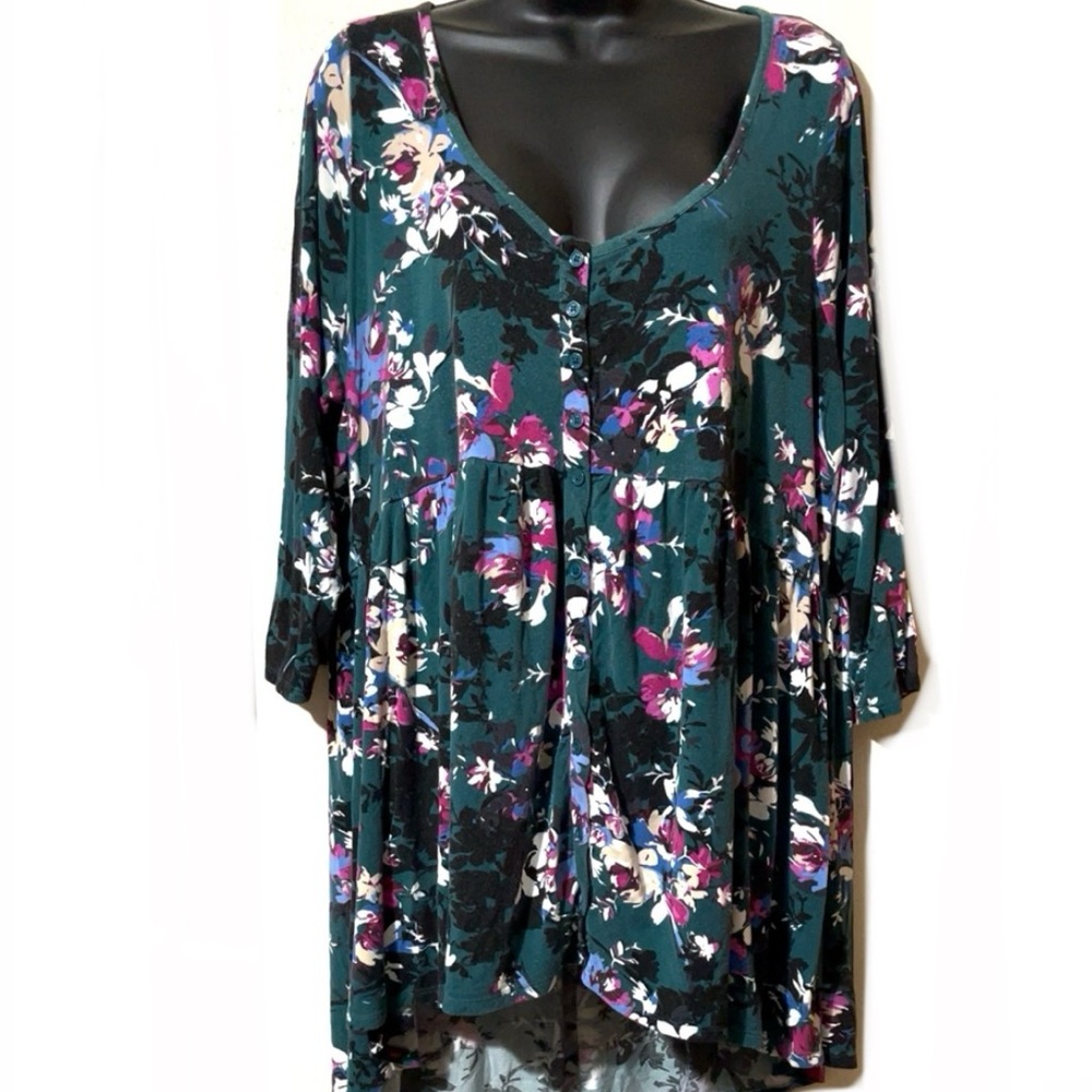 3/$13🌟SALE🌟🌼TORRID Floral Babydoll Top🌼